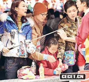 成龍的小龍女事件