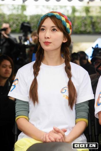 林志玲現場(chǎng)宣傳防治婦癌