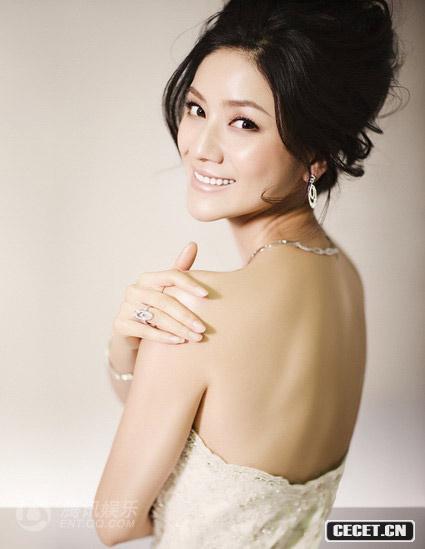 胡可最新寫(xiě)真曝光