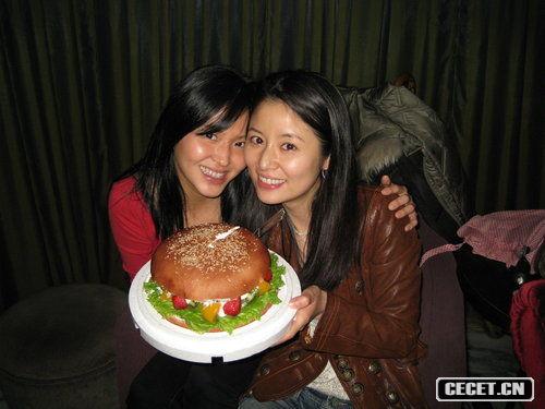 林艾為為姐姐慶生