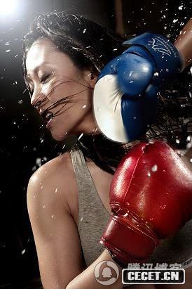 當紅女星苗圃完美演繹性感拳擊