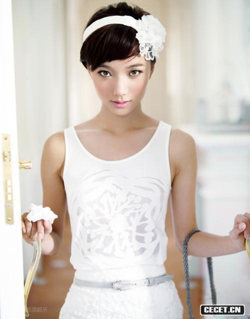 王珞丹白色唯美寫(xiě)真