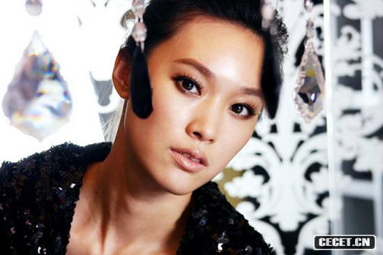 屈玥寫(xiě)真大蛻變