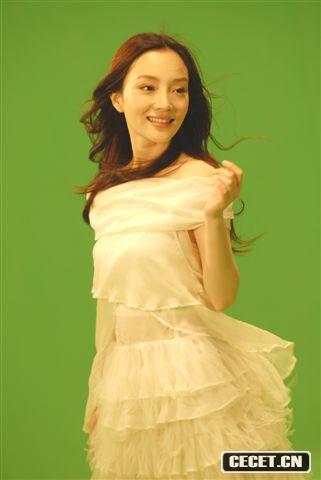 李小璐演繹睡美人