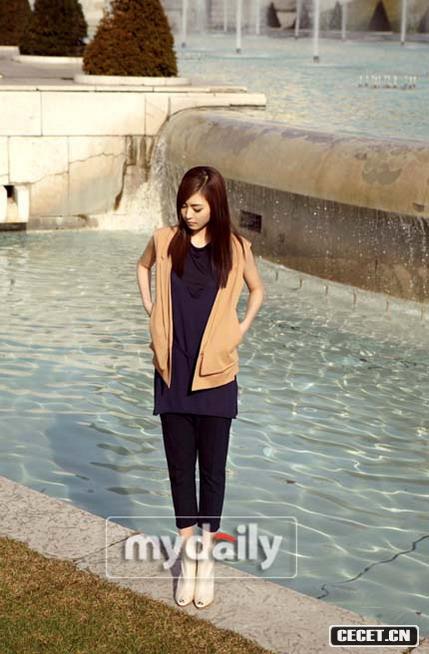 李妍熙巴黎拍攝寫(xiě)真