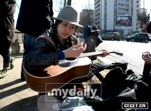 李妍熙巴黎拍攝寫(xiě)真