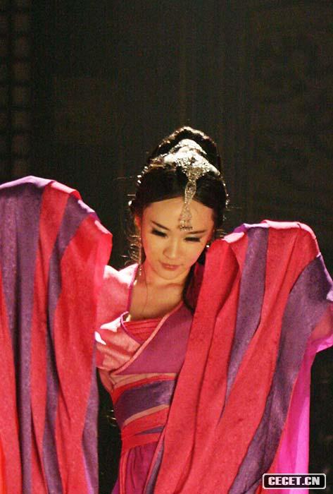 霍思燕扮狐妖突破尺度