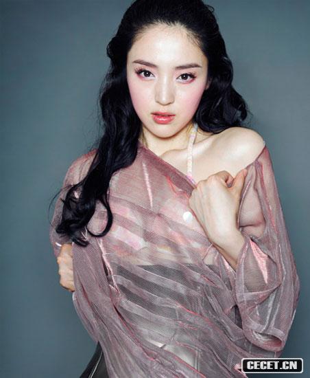 董璇為環(huán)保獻身拍寫(xiě)真