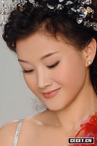 宋祖英嫵媚寫(xiě)真