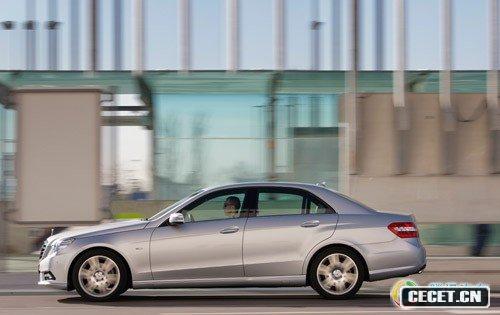 [Ҝyu]m ԇ{2010YE550