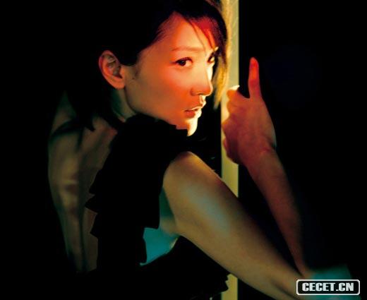 周迅代言寫(xiě)真