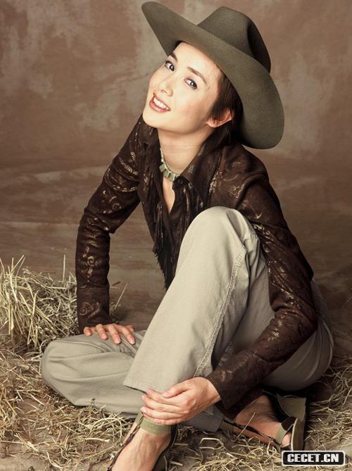 蔣雯麗中性帥氣寫(xiě)真