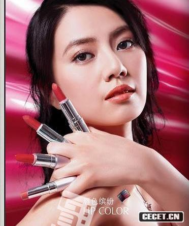 高圓圓拍廣告美艷動(dòng)人