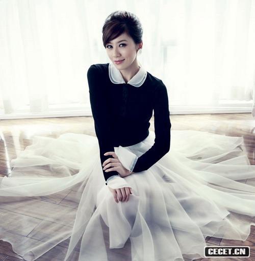 賈靜雯成熟嫵媚寫(xiě)真