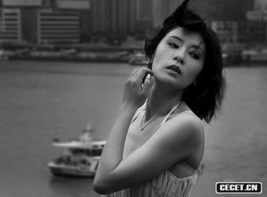 賈靜雯外灘復古寫(xiě)真