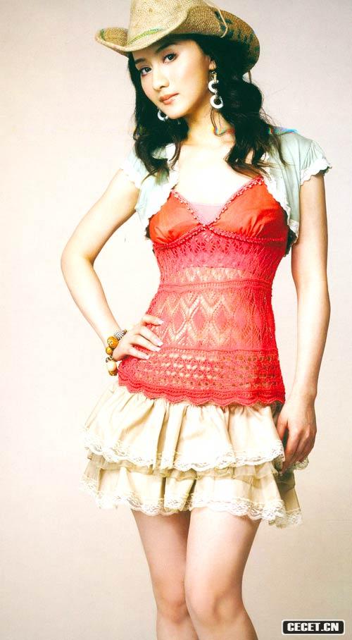 陳德容纖腰美胸艷麗照