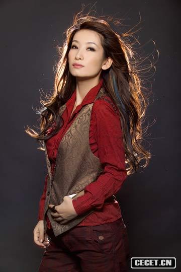 秦海璐妖艷變摩登潮女