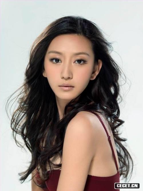 唐一菲《未來(lái)警察》