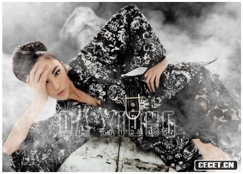 吳佩慈妖艷狐媚寫(xiě)真