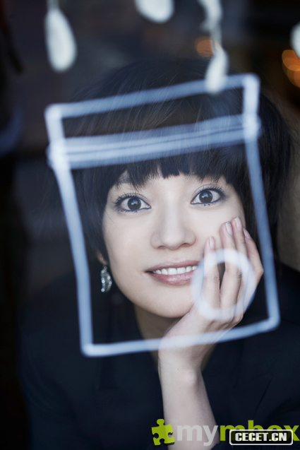 趙薇韓國時(shí)尚造型寫(xiě)真