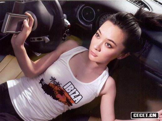 霍思燕豐胸美姿靠健身