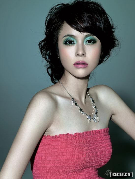 楊若兮顛覆甜美形象