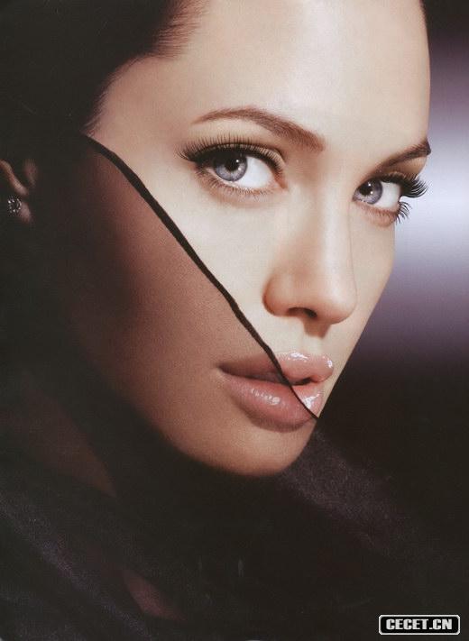 安吉麗娜朱莉精美妝容