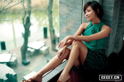 徐靜蕾清爽曬健康膚色