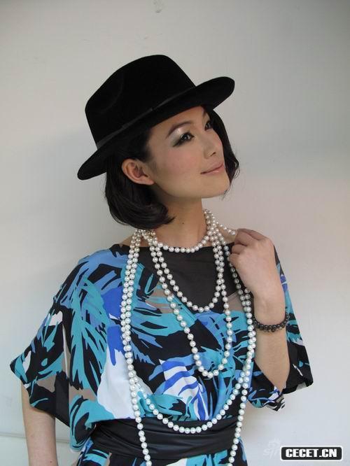 于娜引爵士嘻哈混搭風(fēng)