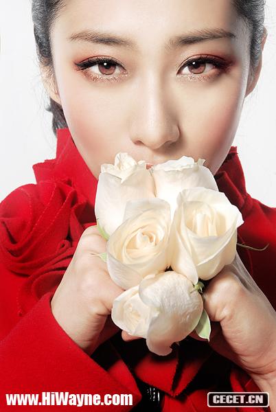 劉思彤情人節人比花嬌