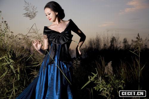 戴菲菲情人節田園寫(xiě)真