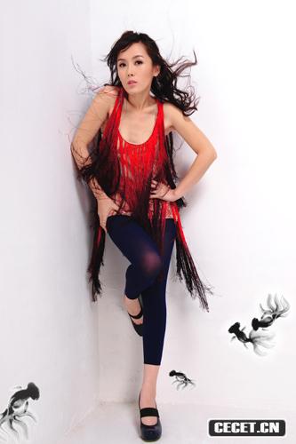 車(chē)永莉電眼秀修長(cháng)美腿