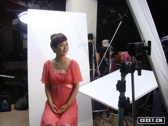 楊童舒清爽嫵媚秀風(fēng)情