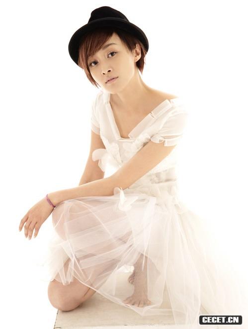 趙子琪婚紗秀清新雅致