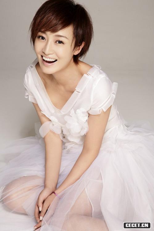 趙子琪婚紗秀清新雅致