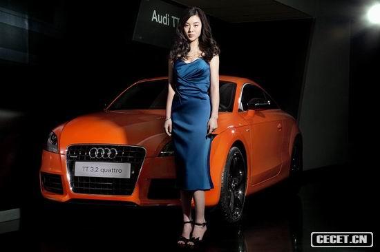 王曉晨寫(xiě)真顯華美氣質(zhì)