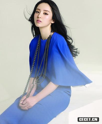 董璇藍色紗裙清新寫(xiě)真