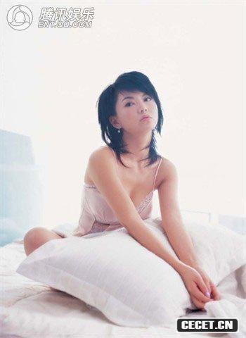 李湘早年床上寫(xiě)真曝光