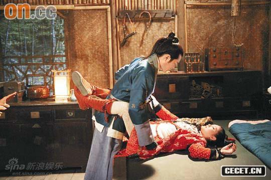 大S雙腿環(huán)繞古天樂(lè )