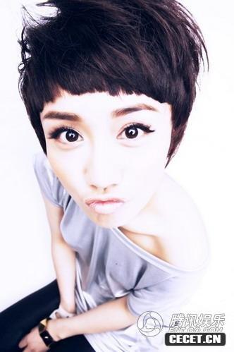 劉蕓清爽BOB頭曝光