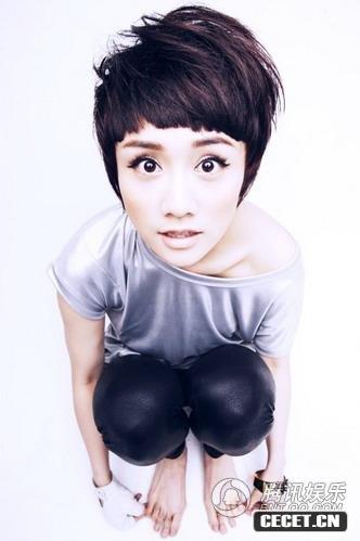 劉蕓清爽BOB頭曝光