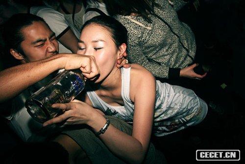 韓國爆出艷照門(mén)