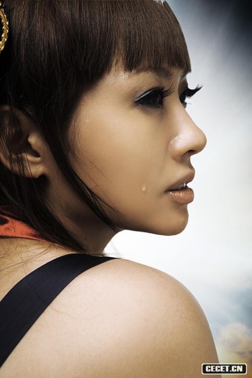 徐顥菲美艷的角色扮演