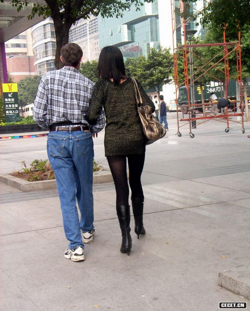 路遇性感長(cháng)腿黑絲美女