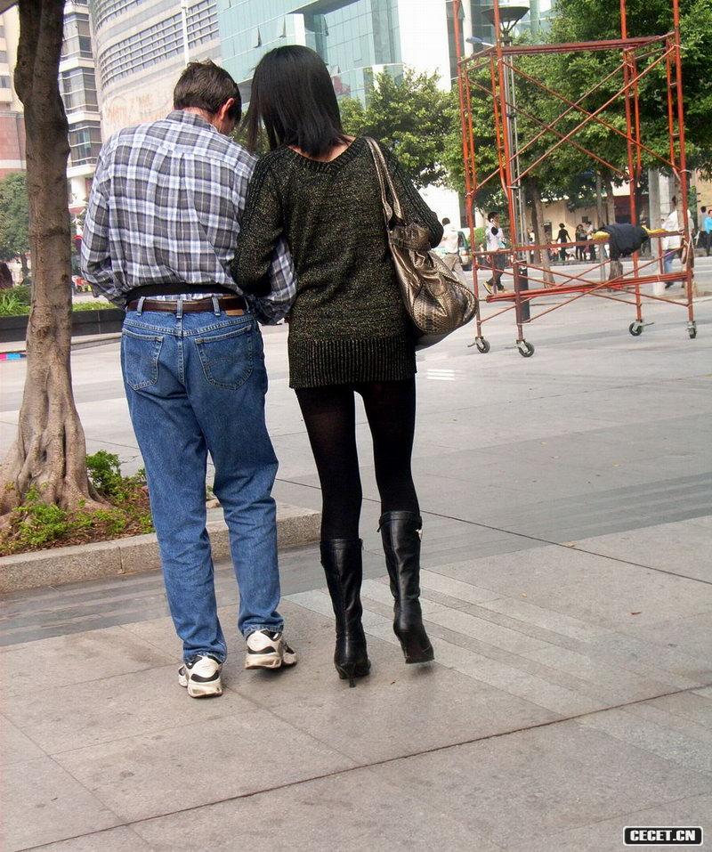 路遇性感長(cháng)腿黑絲美女