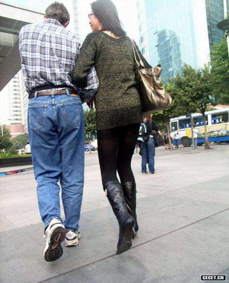 路遇性感長(cháng)腿黑絲美女