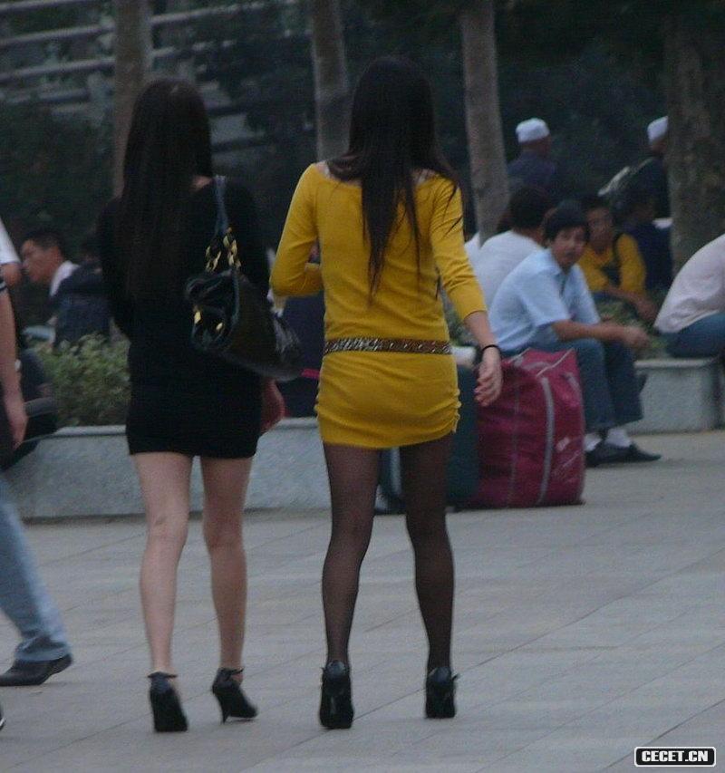 長(cháng)腿美女三人行