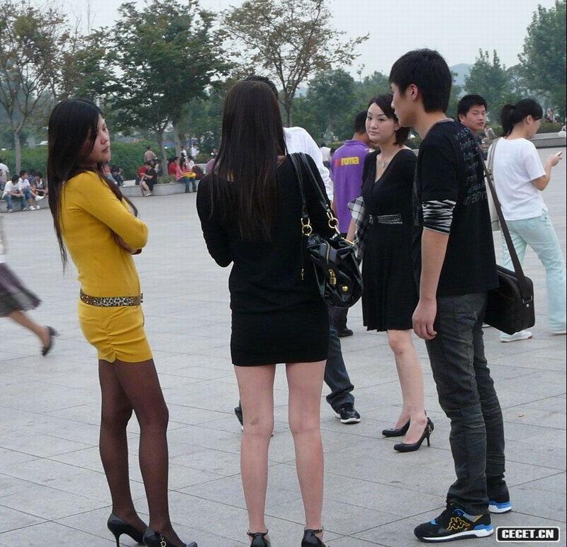 長(cháng)腿美女三人行