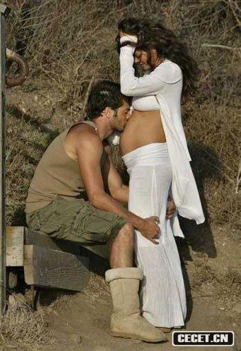 國外足球女主播布魯克博克