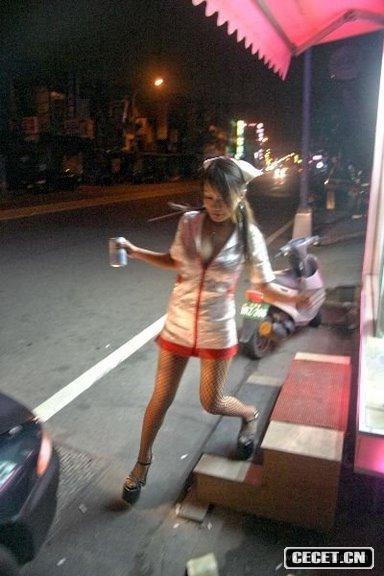 臺灣街頭的檳榔西施